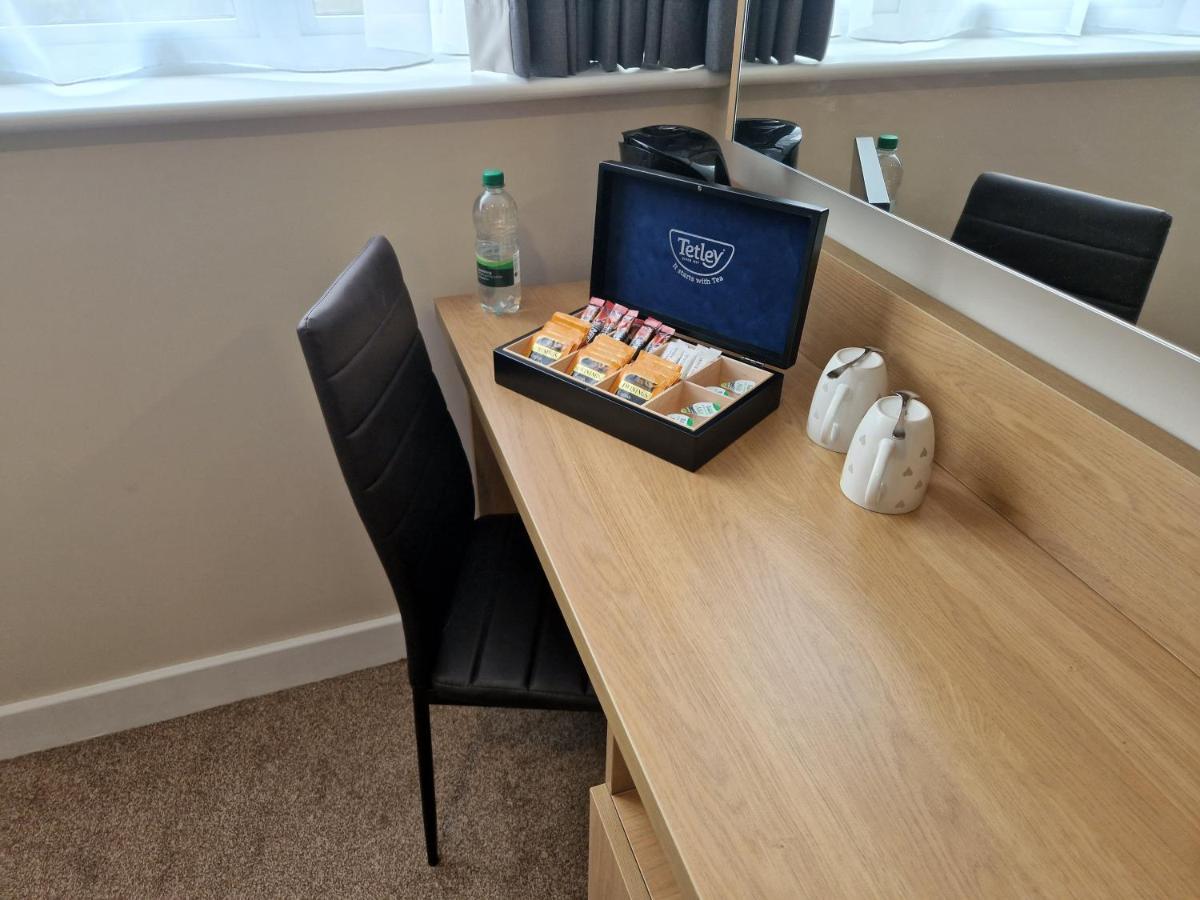 לונדון Best Western Northfields Ealing Hotel מראה חיצוני תמונה